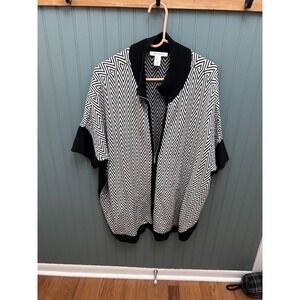 White House Black Market Chevron Zip Front‎ Poncho Sweater Black White L/XL